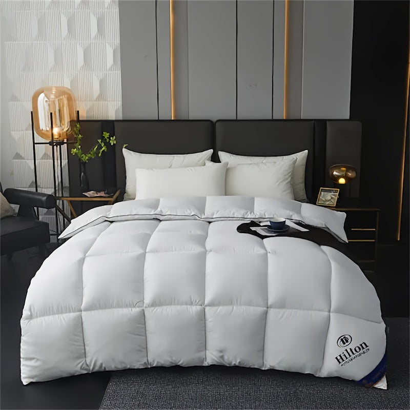 All-Season Ultra-Soft Polyester Comforter for Hotel Bedrooms and Gifts