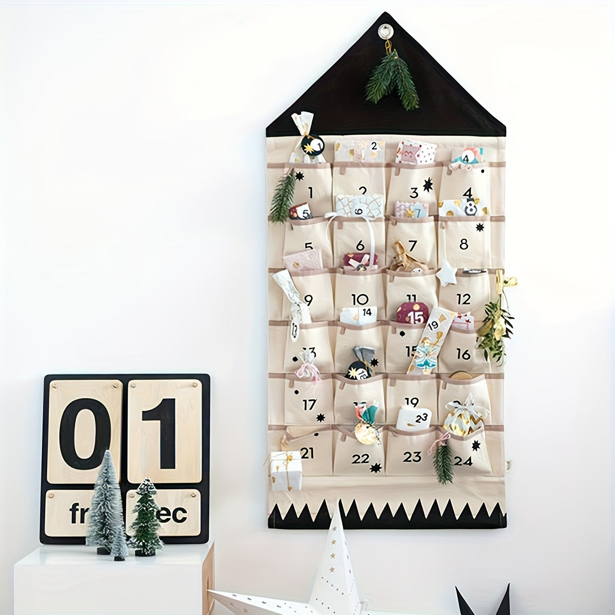 Festive Advent Calendar Wall-Mounted Foldable Polyester 24 Days of Christmas Fun