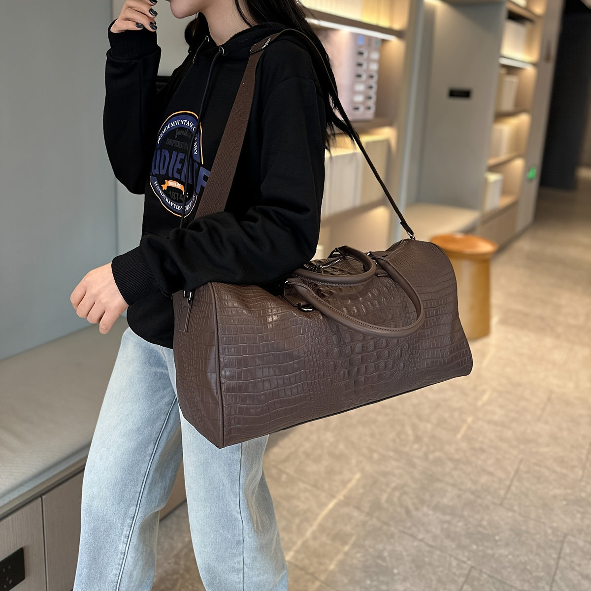 Faux Leather Crocodile Pattern Gym Tote Bag for Travel and Weekend Trips