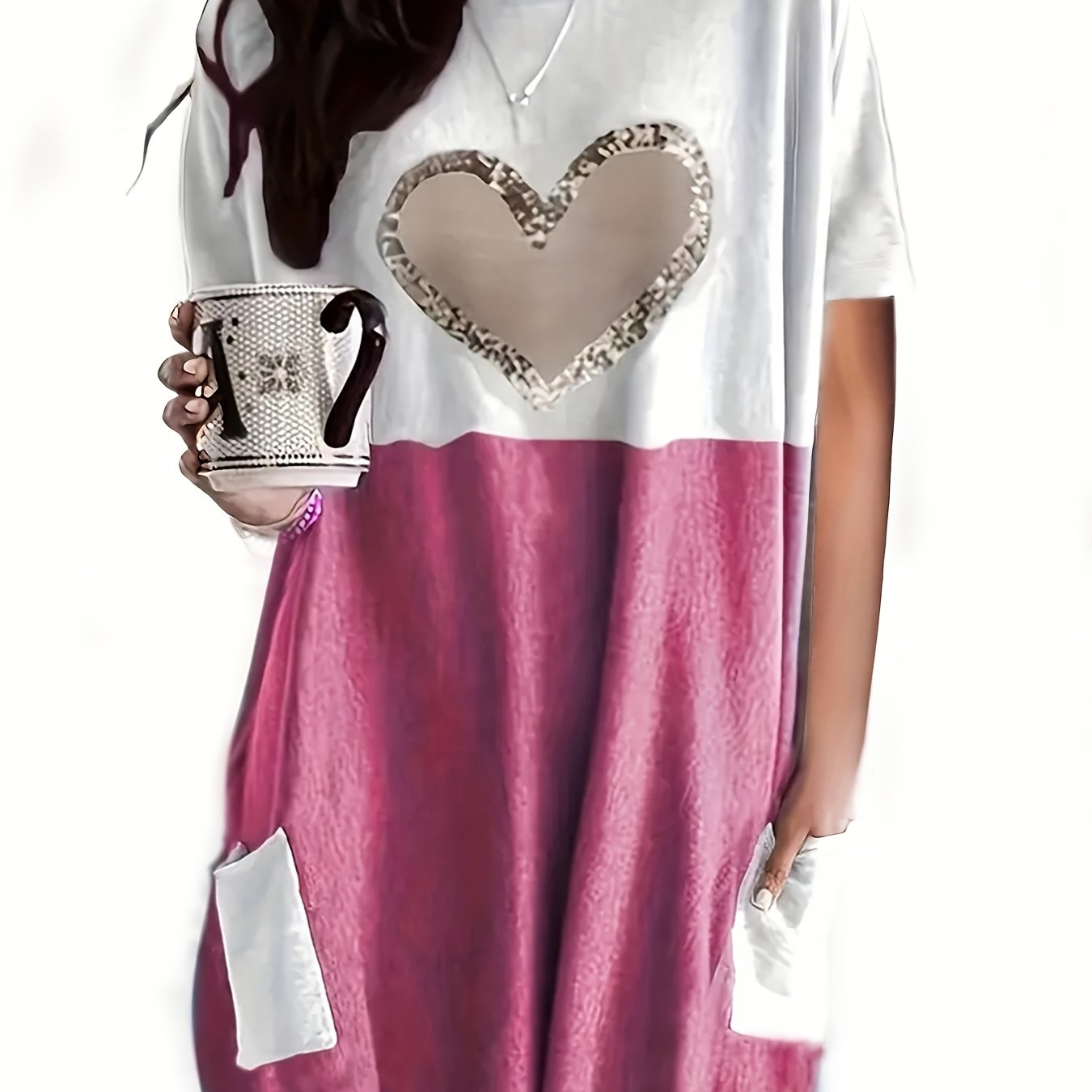 Plus Size Women's Heart Print Casual T-Shirt with Color Block Hem