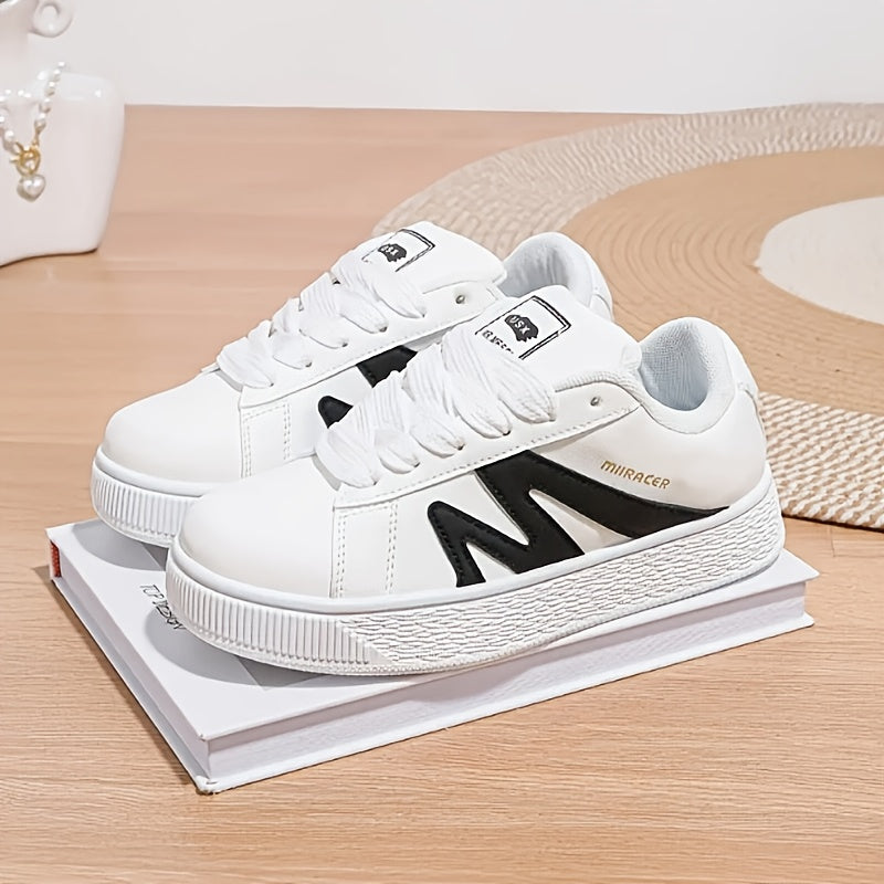 Women's Low-Top Lace-Up Sneakers Black White Synthetic Casual Shoes All-Season Comfort