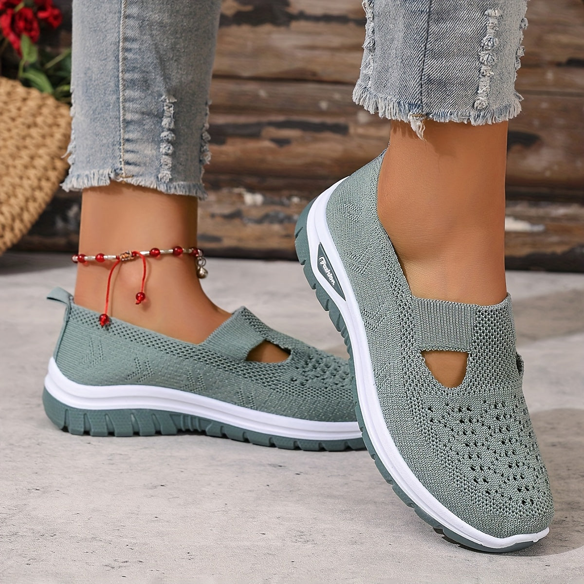 Women's Light-Colored Casual Sneakers Summer Beach Vacation Shoes