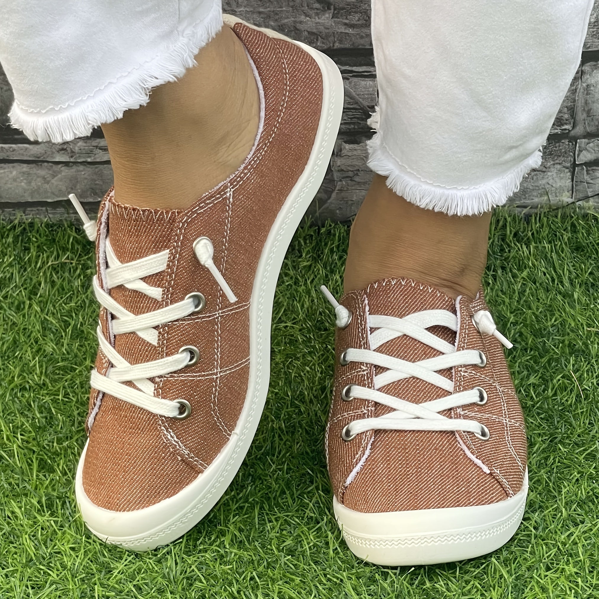 Women's Casual Solid Color Fabric Outdoor Work Shoes All-Season Lightweight