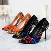 Ayollar uchun rang-barang nuqtali botiqli yuqori poyafzal katta o'lchamdagi klub poyafzallari