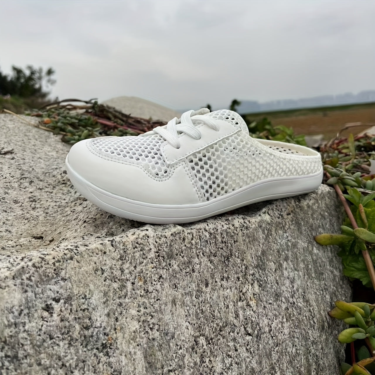 Women's Summer Flat Shoes Slip-On Comfortable Sandals for Beach and Vacation