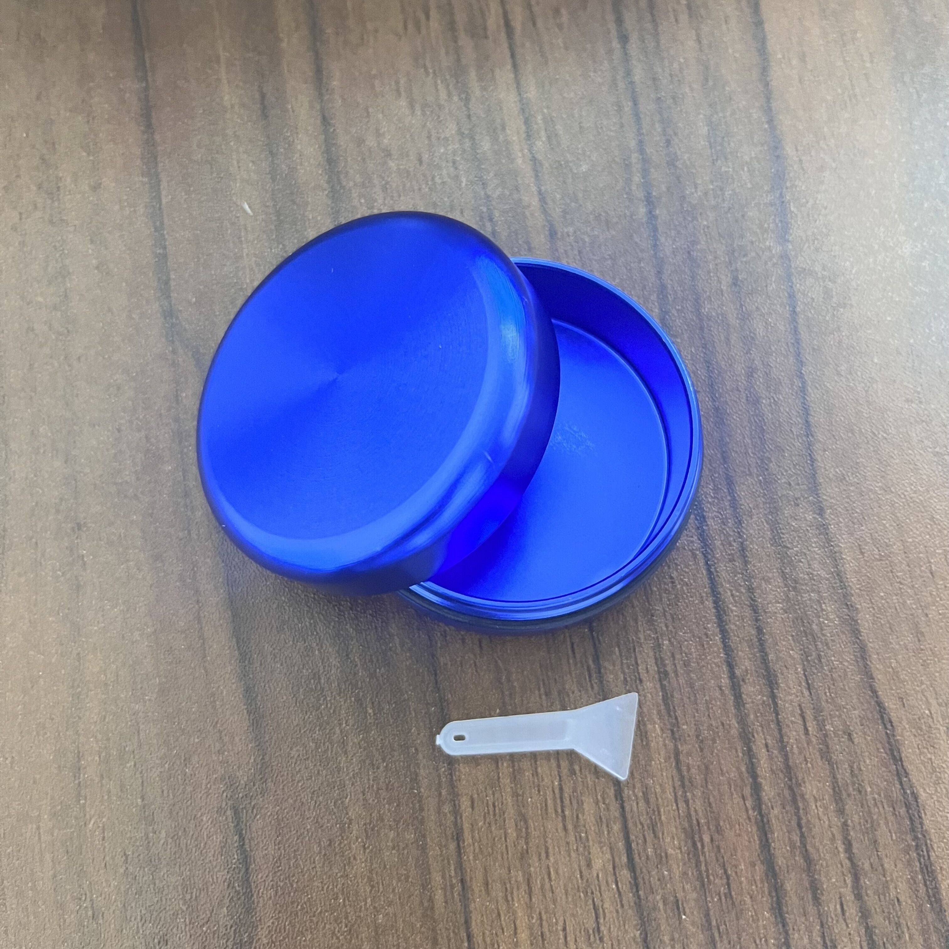 Unisex Aluminum Storage Box for Cigarettes and Tobacco Moisture