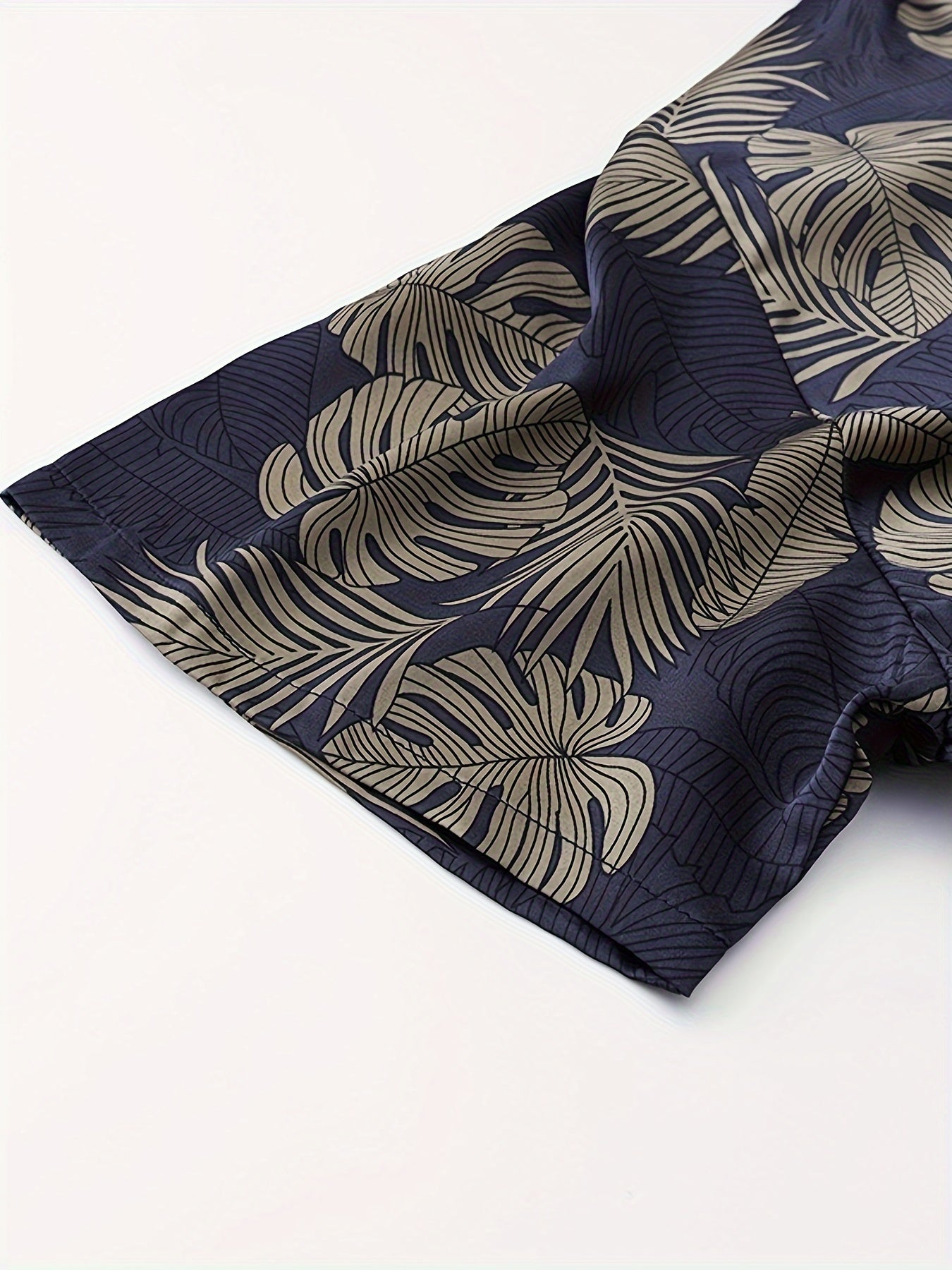 Men's Summer Sleep Robe Loose Fit V-Neck Leaf Print Plus Size Breathable Polyester