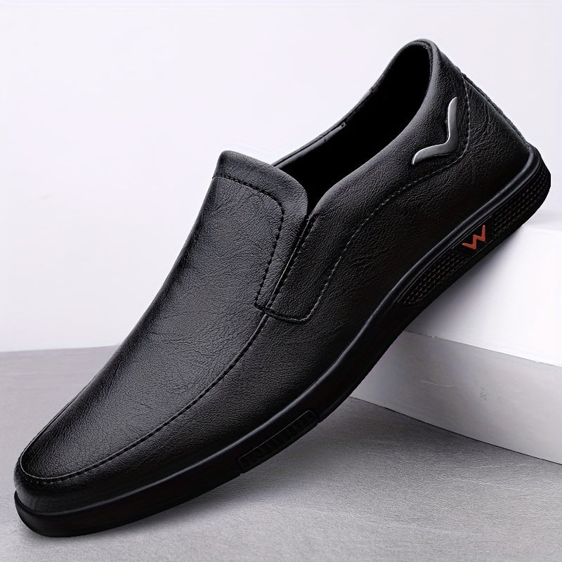 Mocasines slip-on para hombre de color sólido con parte superior de PU y suela de goma antideslizante, casual para todas las estaciones