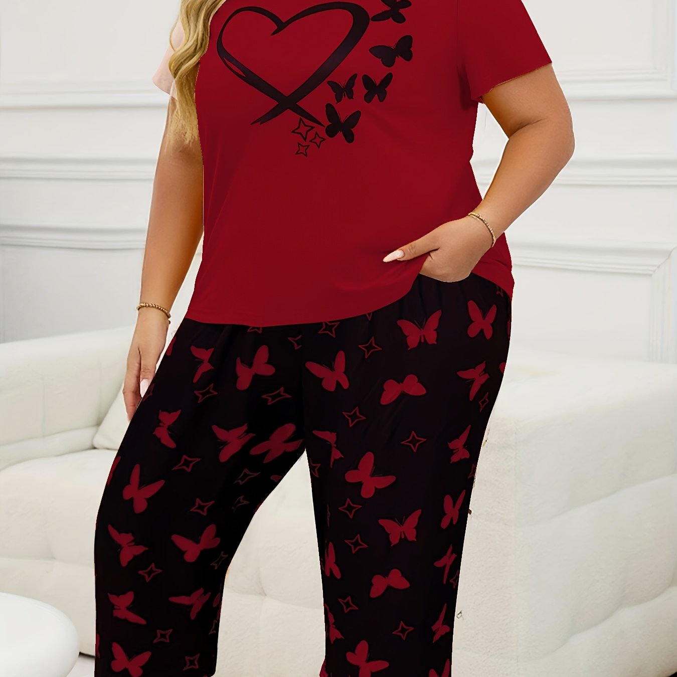 Women's Butterfly Print Short Sleeve Pajama Set with Capri Pants Polyester Knit Fabric