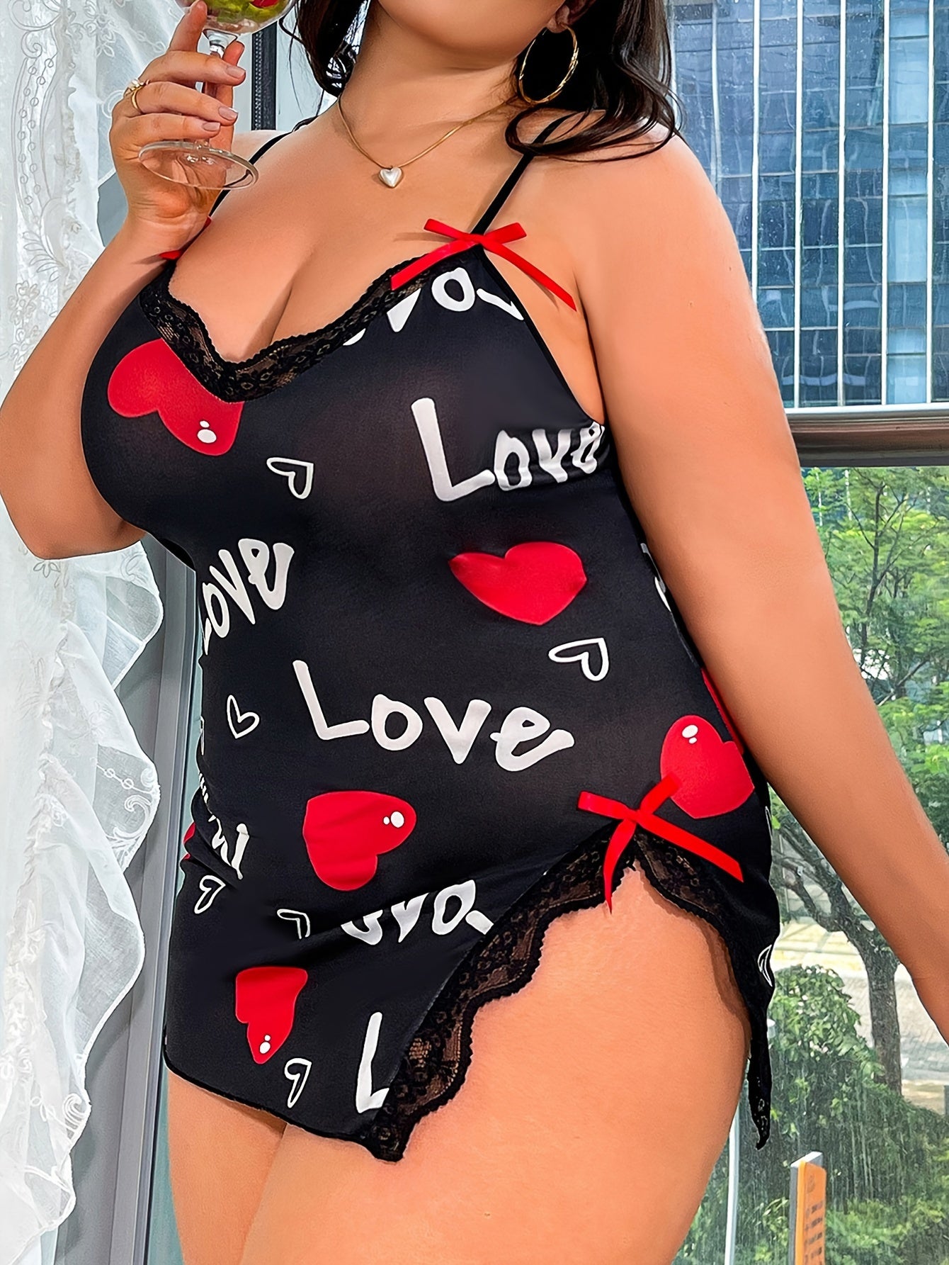 Camisón de talla grande con encaje, escote en V, ropa de dormir con estampado de corazones geométricos