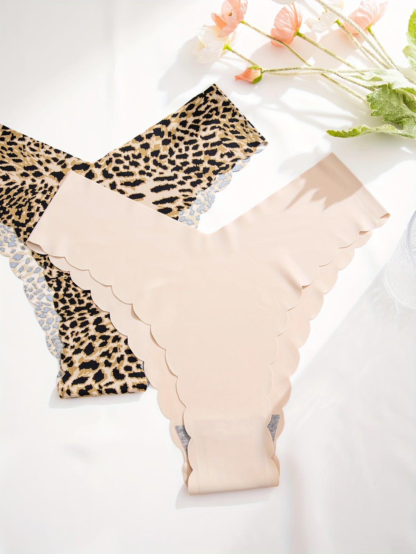 5 Бесшовных Трусов с Резным Краем: Сексуальные, Удобные и Дышащие Нижние Белье с Волнистым Краем