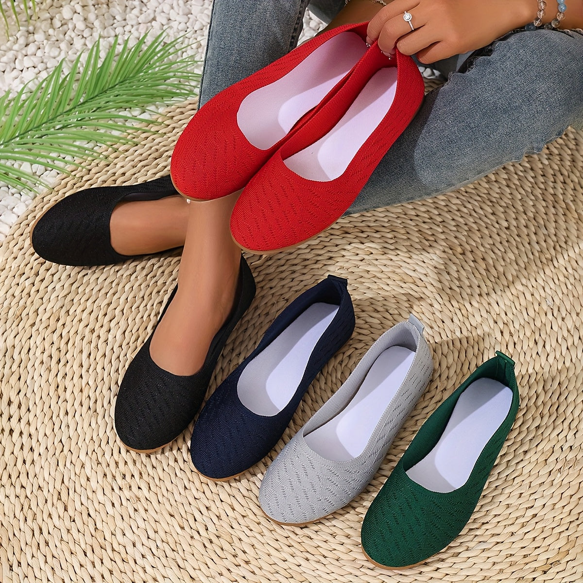 Women's Slip-On Ballet Flats Breathable Mesh Casual Shoes in Black Red Navy Green