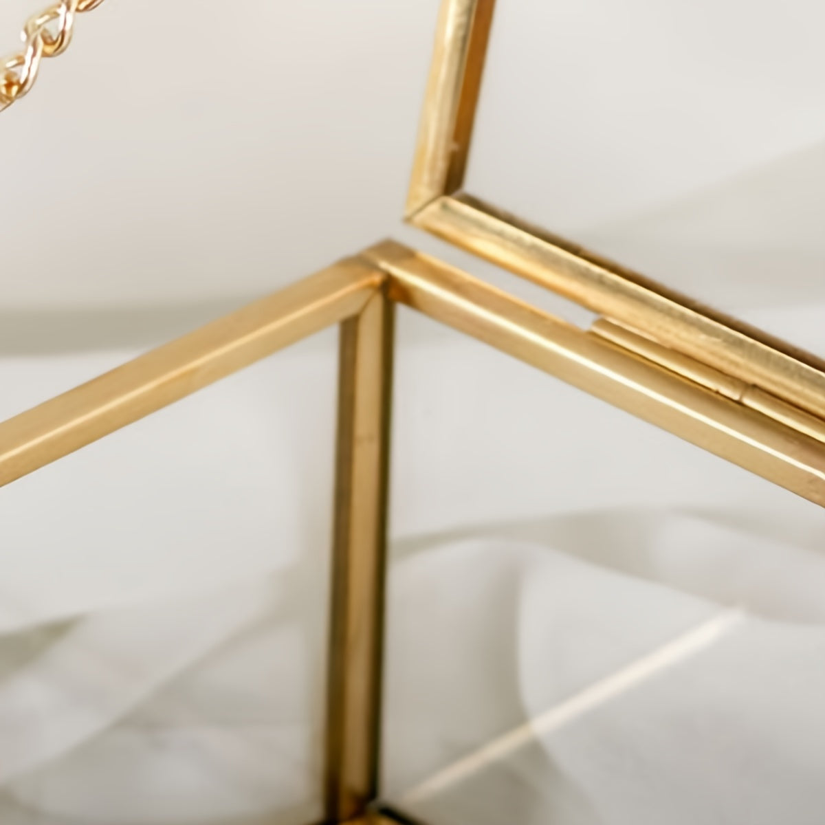 Прямоугольная стеклянная шкатулка для украшений с 1 отделением для браслетов, ожерелий и помад