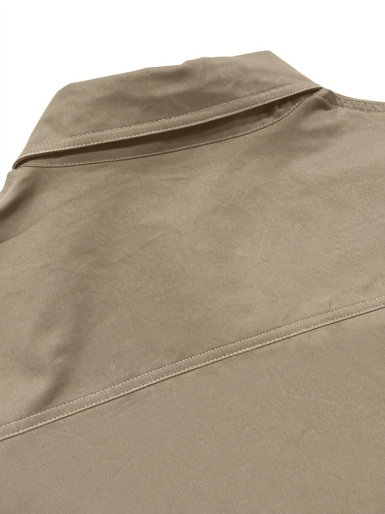 Erkaklar uchun 100% paxta kargo ko'ylagi, yorliq yamoqi bilan, bahor va kuz uchun mukammal, tasodifiy retro sovg'a