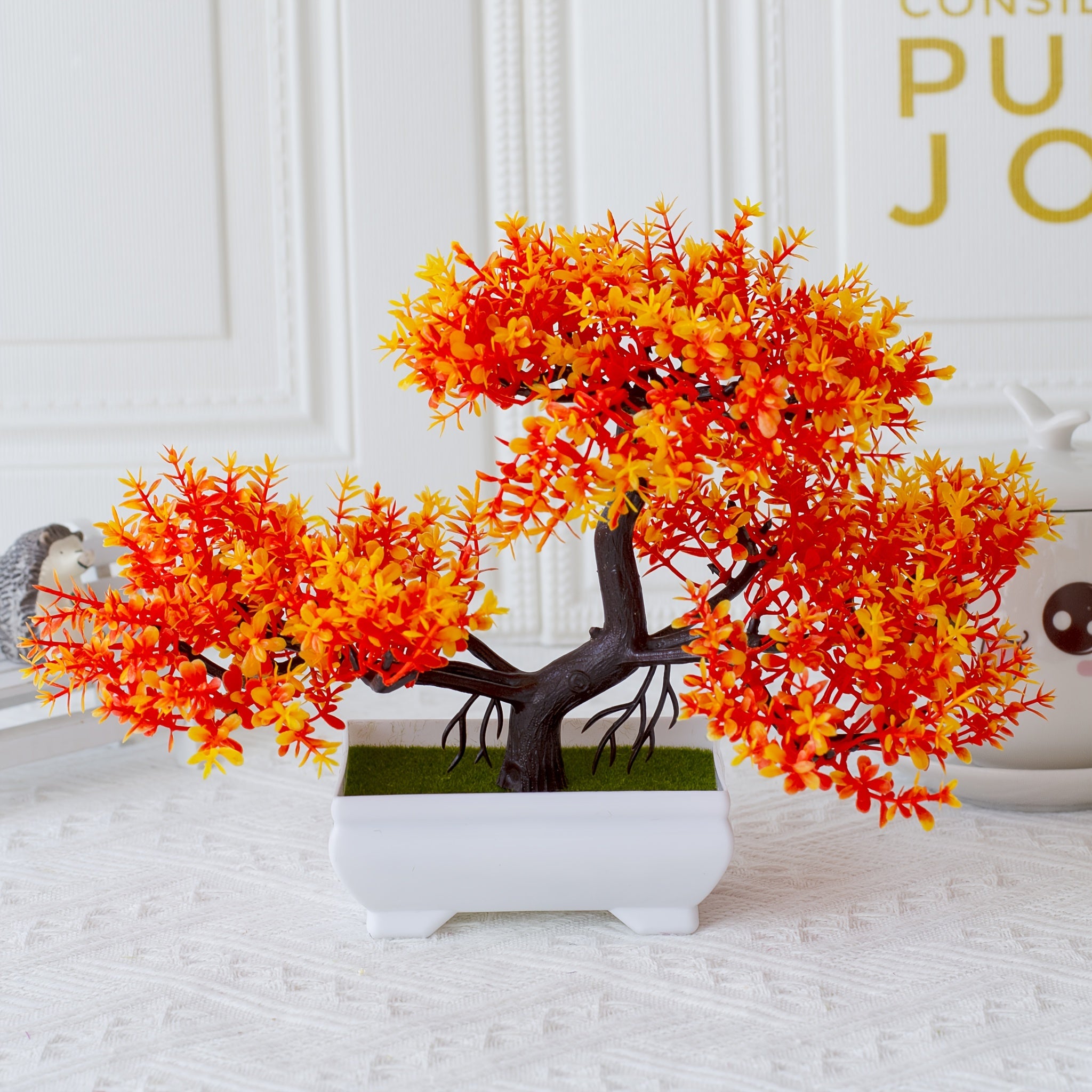 Kichik plastik bonsai ulgurji savdoga, haqiqiy ko'rinishda, uy bezatish uchun mukammal.