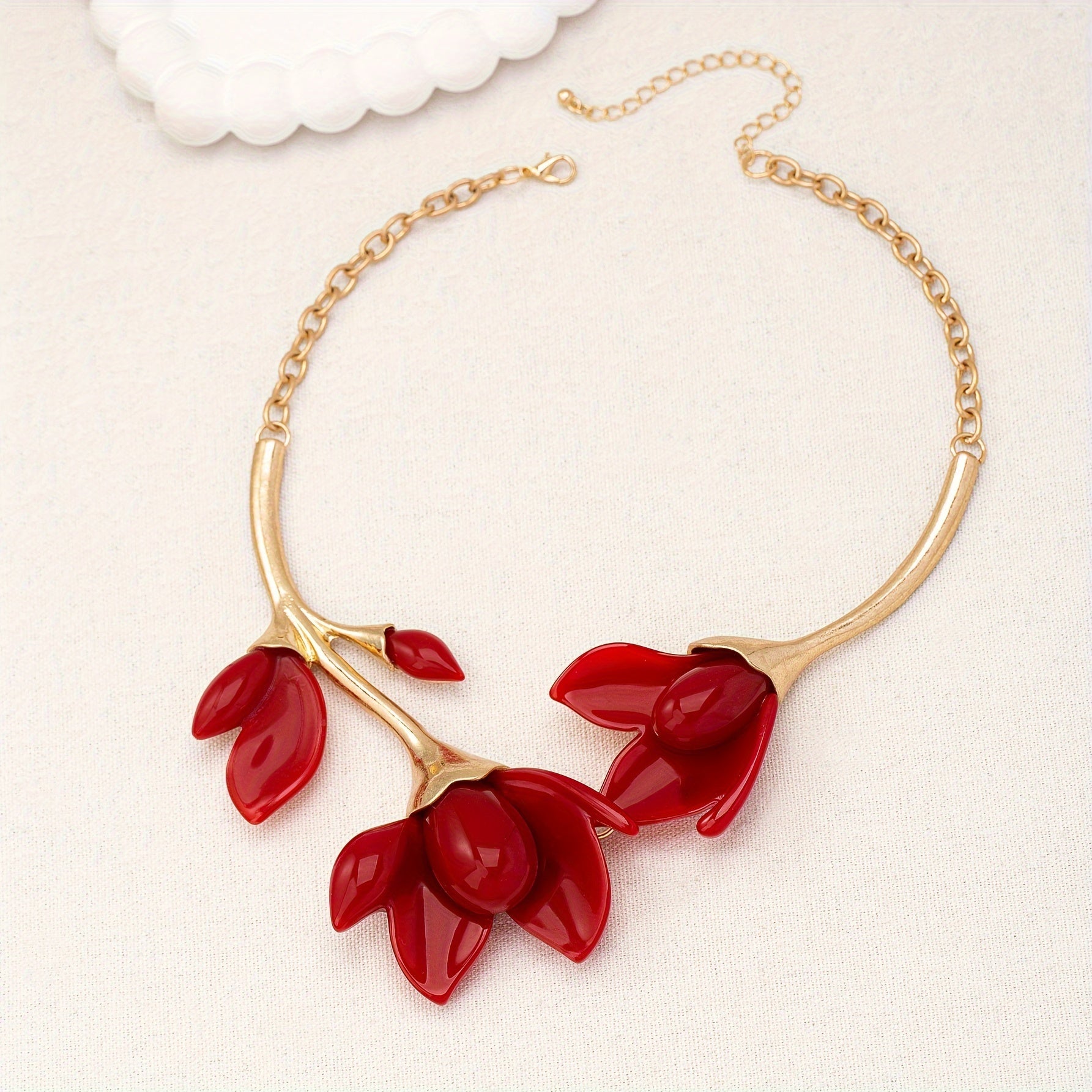 Zinс qotishma pendanti bo'lgan Elegant Vintage Bohemian uslubidagi marvarid gul, sovg'alar yoki ta'tillar uchun mukammal, hashamat va go'zallikni tarqatadi.