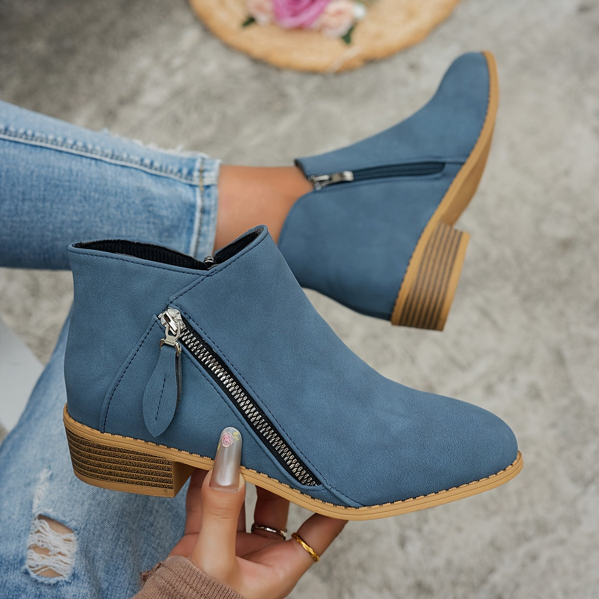 Women's Solid Color Ankle Boots With Thick Sole Wedge Back Zipper