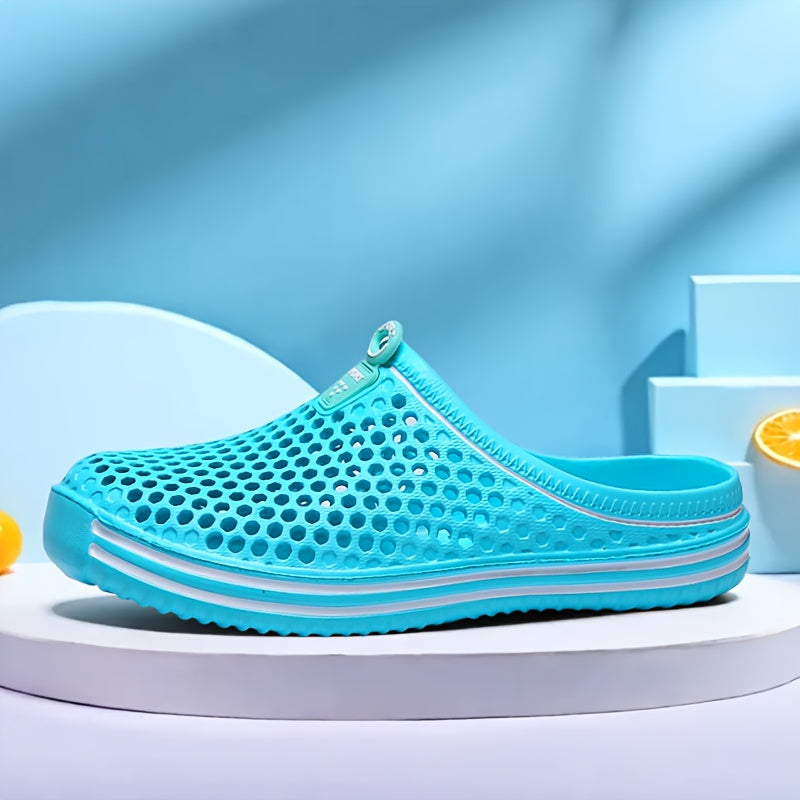 Ayollar uchun qizil EVA slip-on sandalilar, teshikli dizayn bilan