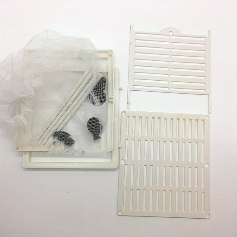 Transparent Plastic Aquarium Fish Breeder Box for Egg Hatching and Incubation