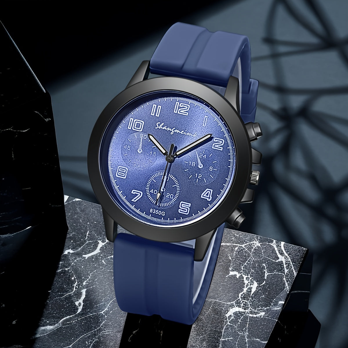 Unisex Minimalist Silicone Strap Watch with Zinc Alloy Dial and Quartz Movement