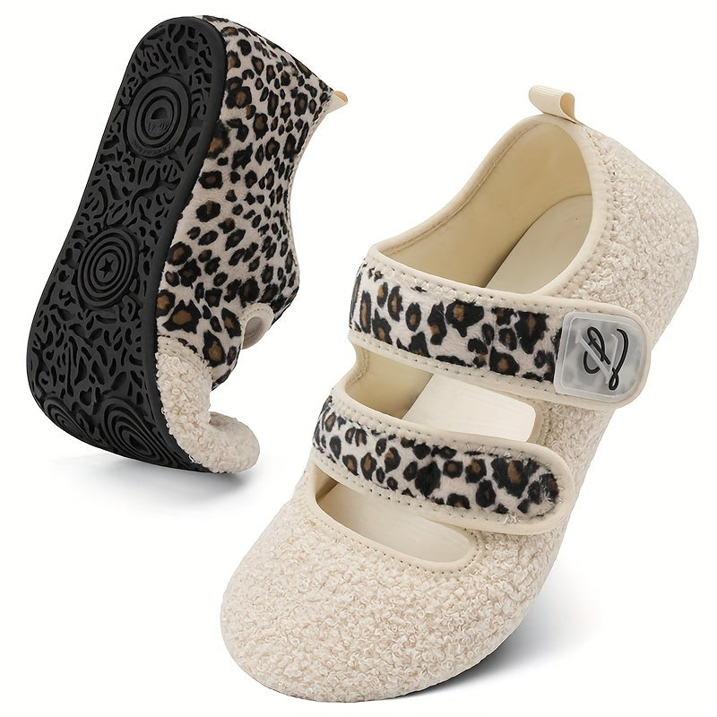 Женские легкие обувь на мягкой резиновой подошве для помещений и улицы, нескользящая