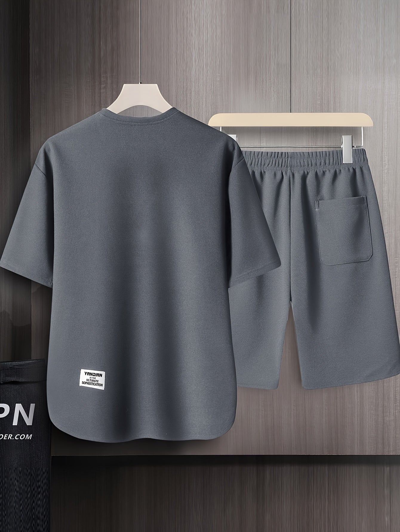 Men's Summer Short Sleeve Suit Solid Color Crew Neck Breathable Thin Shorts Two-Piece Set