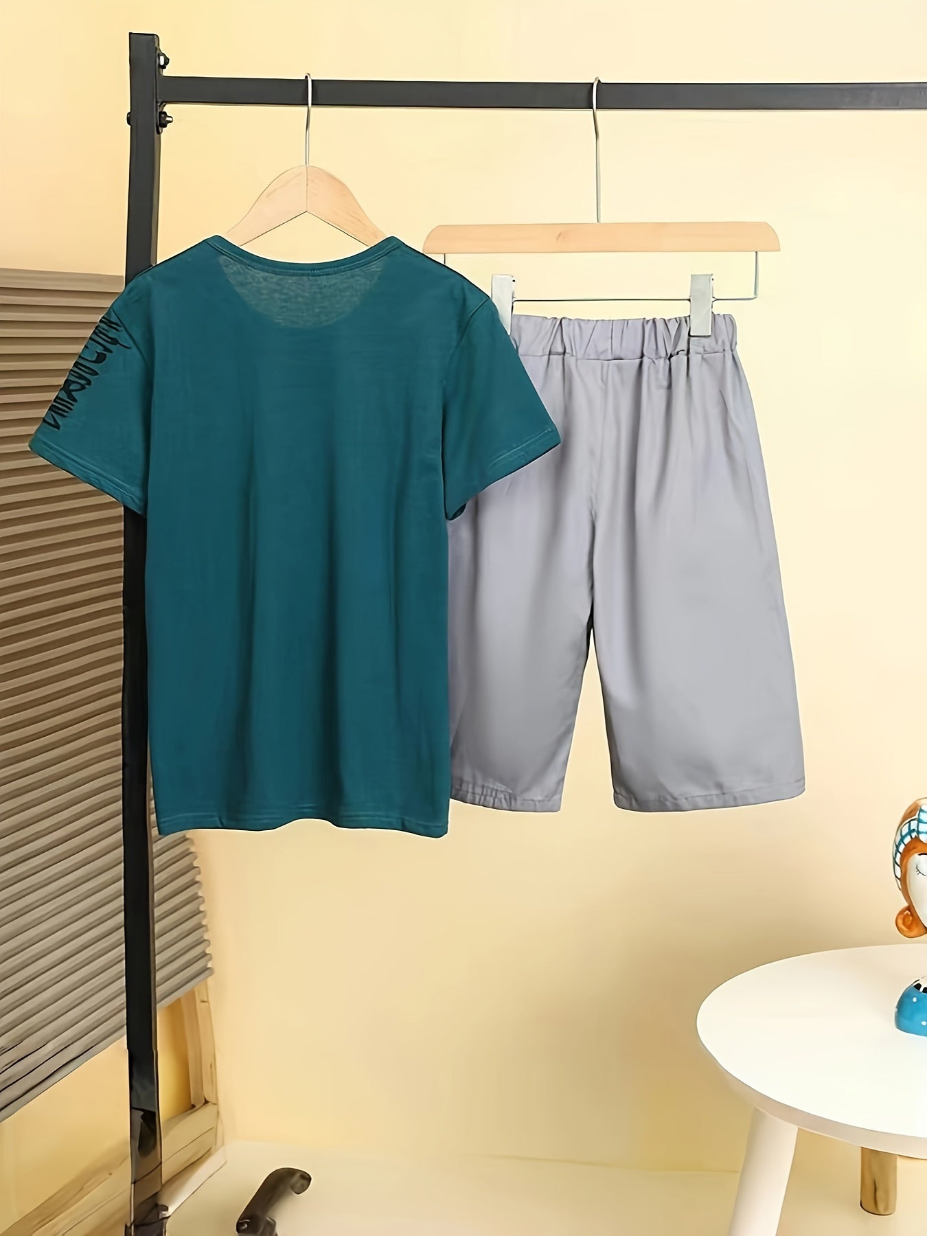 Boys' Summer Two-Piece Set T-Shirt and Shorts with Glasses Print for Kids