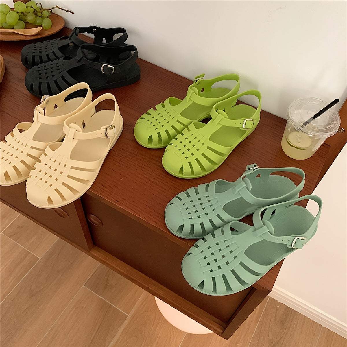 Women Hollow-Out Woven Flat Sandals Summer Casual Breathable PVC