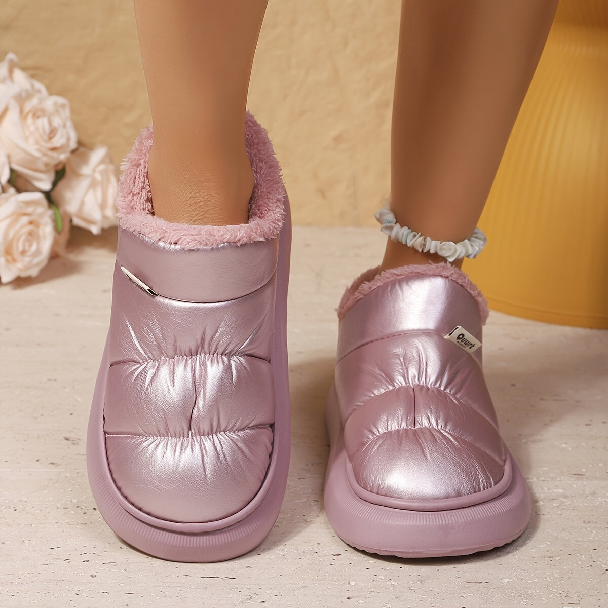 Women's Winter Slip-On Boots Indoor Outdoor Cozy Non-Slip Warm Heel