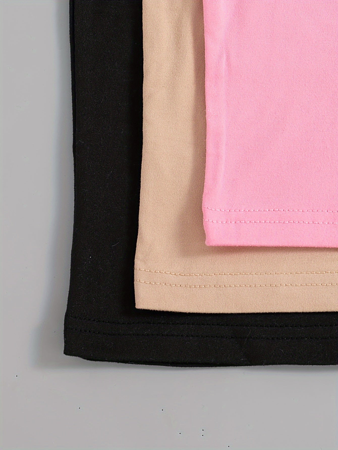 Qizlar uchun 3-qismli Multfilm Mushuk Print To'plami: T-shirtlar + Shortlar yoz uchun