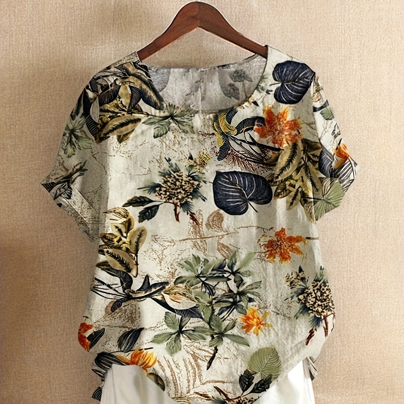 Plus Size Women's Tropical Floral Blouse Short Sleeve Round Neck Polyester Blend Casual Loose Fit