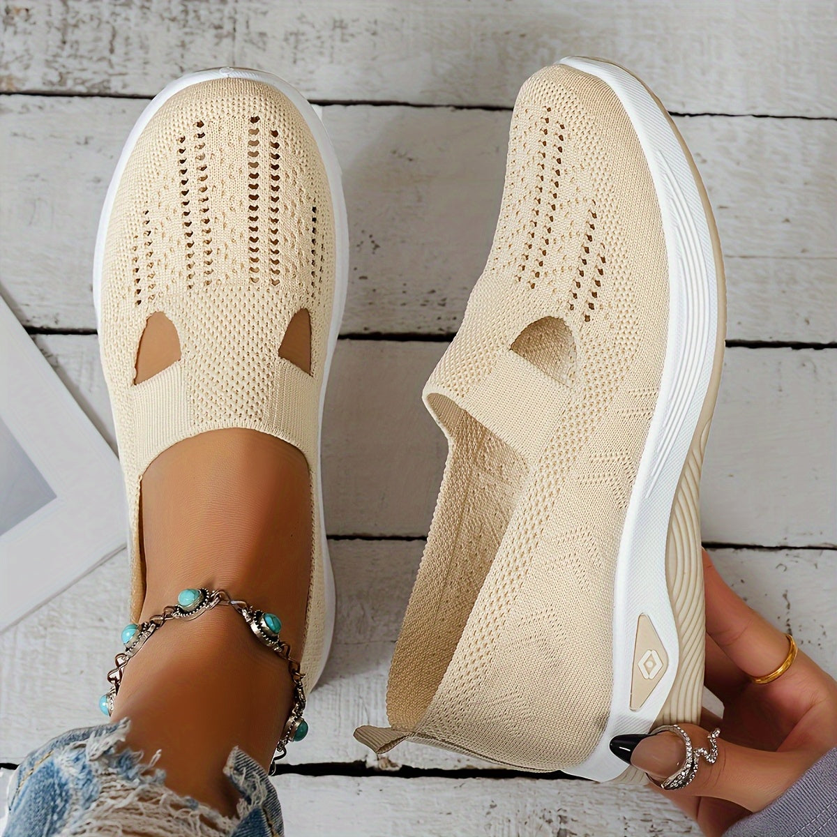 Women's Mesh Slip-On Sneakers Lightweight Breathable Walking Shoes