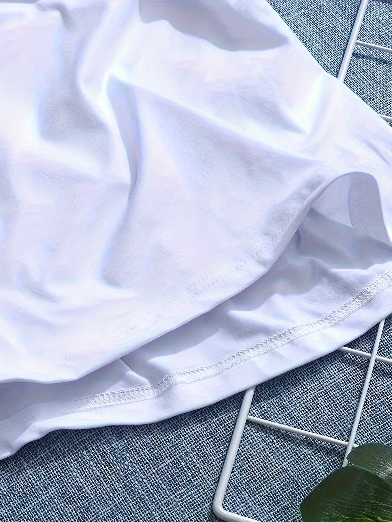 Qizlar uchun bahor va yozda kiyish uchun qisqa yengli futbolka, tasodifiy krujka bo'yinli yuqori.