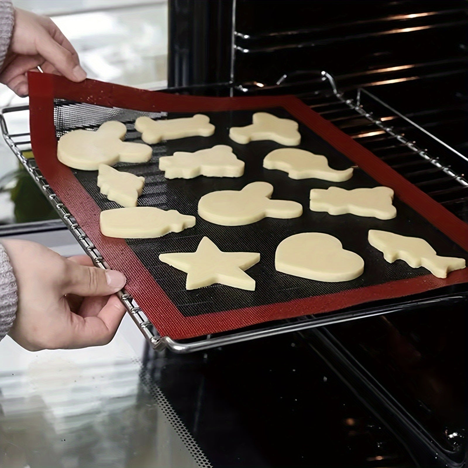 Hollow Baking Mats Set with Black Background Non-Stick Silicone Baking Sheets