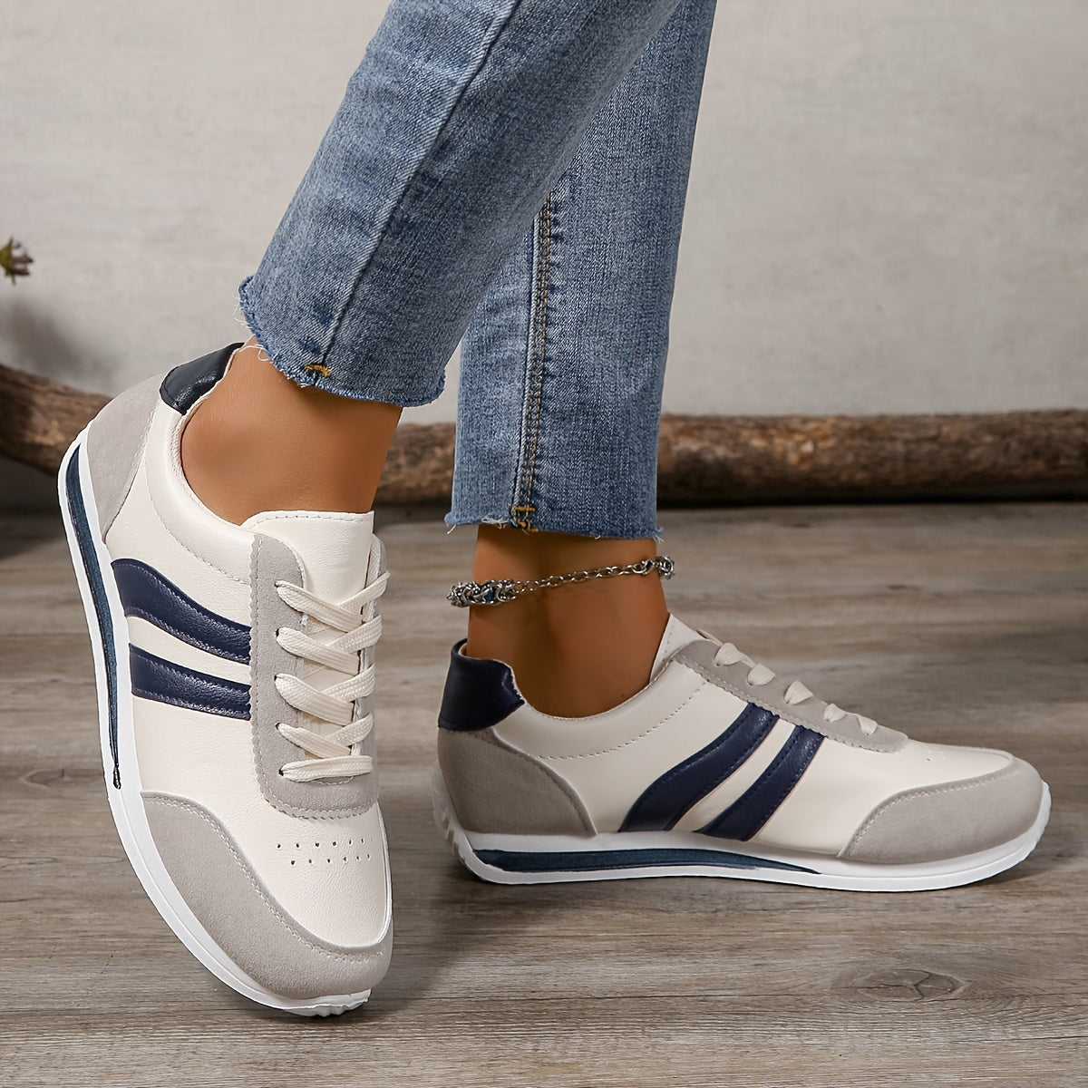 Women's Lightweight Low-Top Sneakers White Navy Red Casual Running Walking