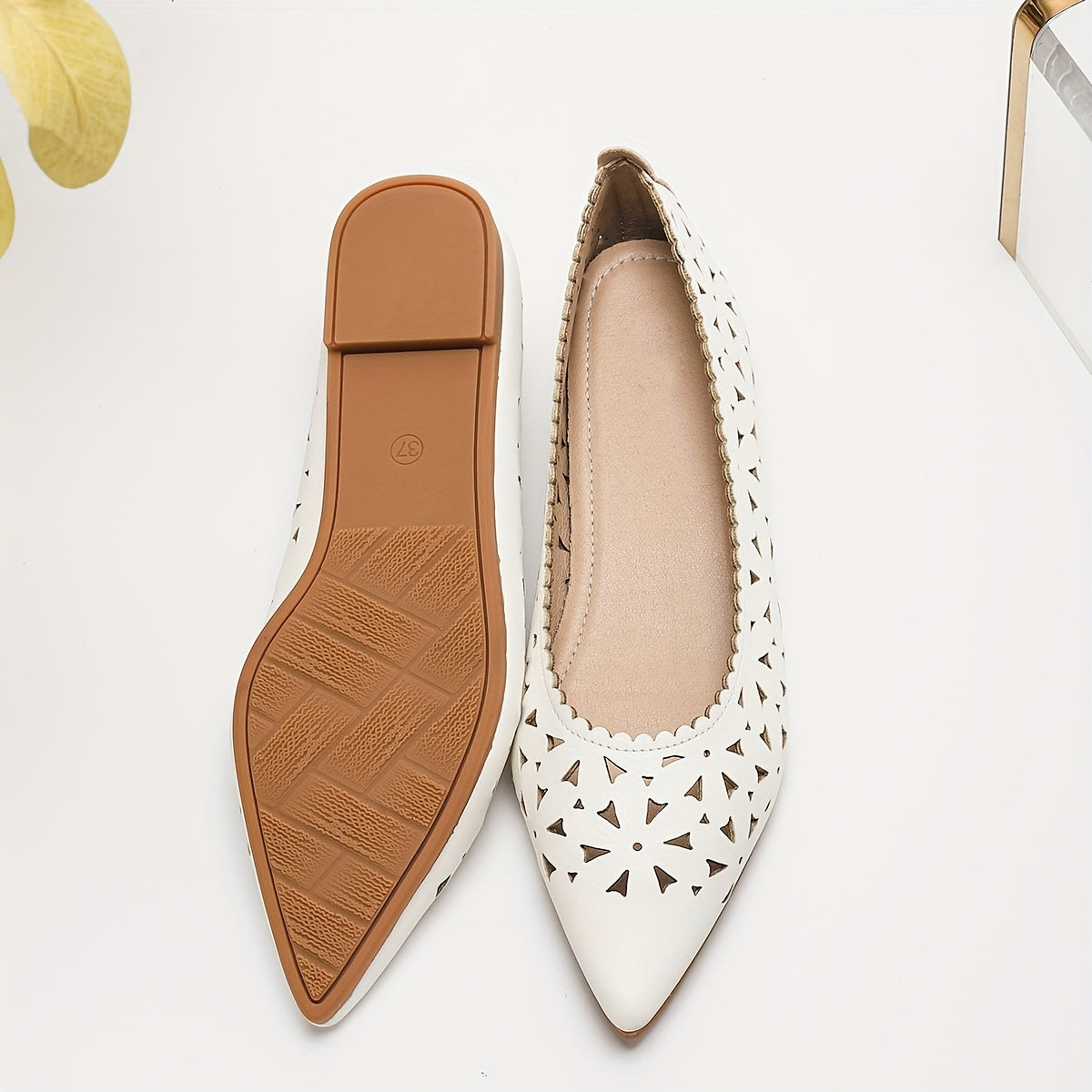 Ayollar uchun Slip-On burun uchi bilan ochiq va pastki tagli baland oyoq kiyim