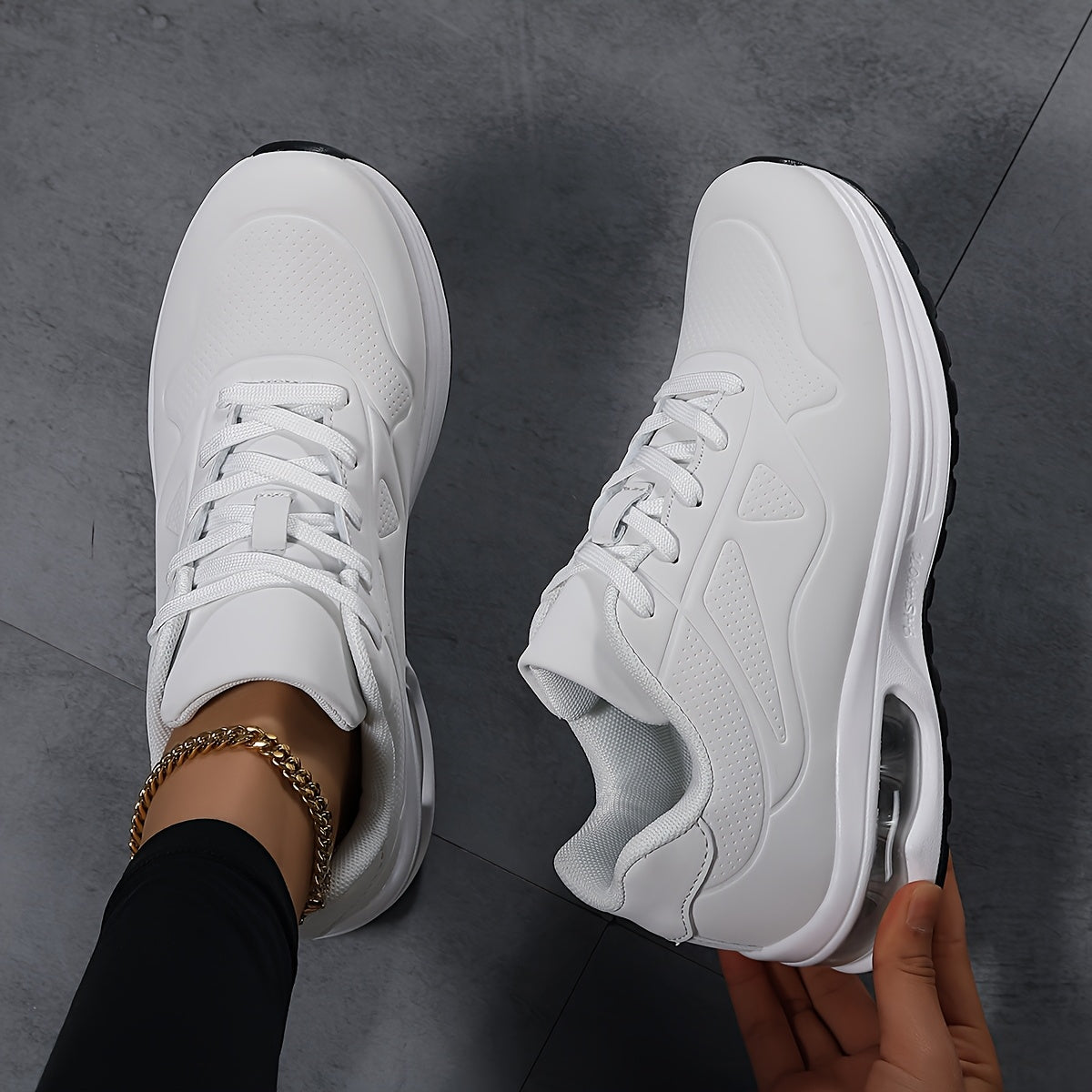 Women's Lightweight Breathable Running Shoes for All Seasons