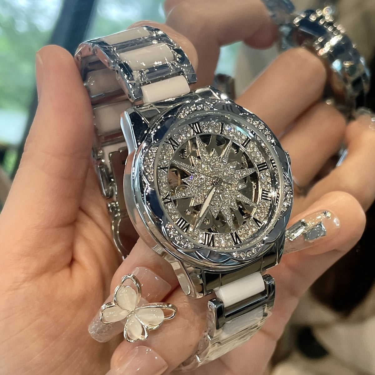 Luxury Mechanical Wristwatch Ceramic Band Water-Resistant Round Case