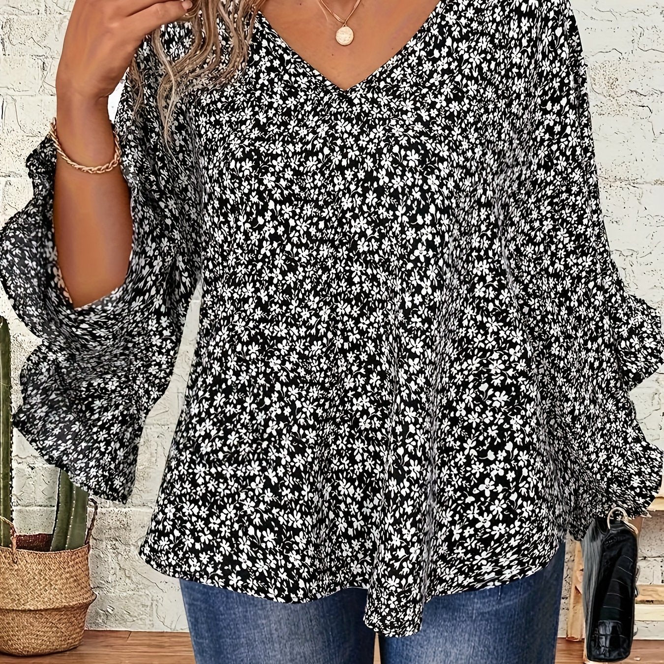 Plus Size Floral Pattern Blouse V Neck Ruffle Long Sleeve Spring Summer Women