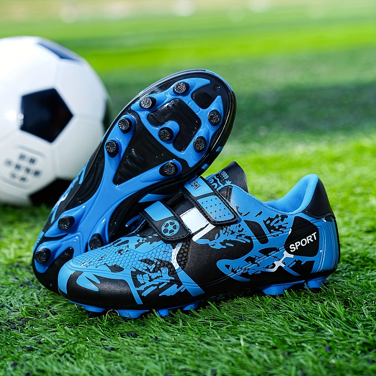 Polyamide Football Shoes for Kids with Print Pattern Lightweight Sports Style All-Season