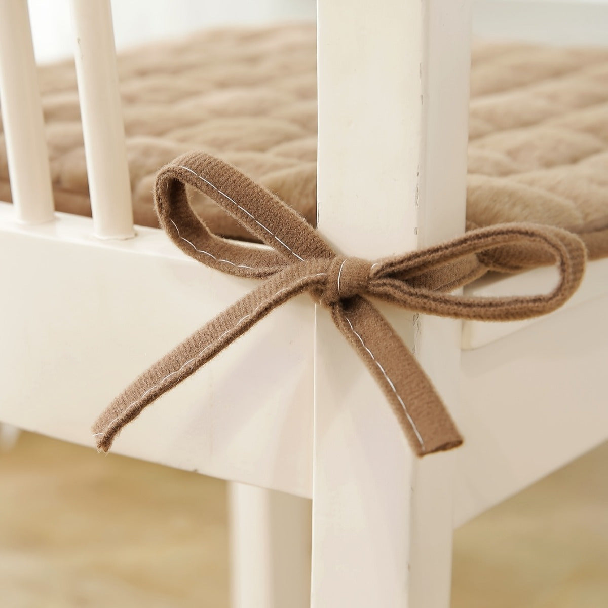 Luxurious Flannel Chair Cushion Non-Slip Fits Office and Dining Chairs Machine Washable