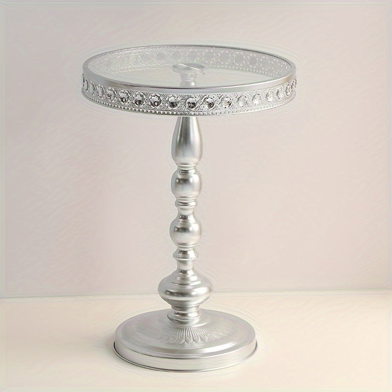 Skandinaviyalik Zamonaviy Minimalistik Burchak, Temir Qayta Ishlangan Ta'siri Bilan: Yotoqxona Qahva Stoli, Balkon To'plami, Kichik Dumaloq Stol, Divan va Temperli Shisha Mehmonxona Mebelini O'z Ichiga Oladi, Zamonaviy Uy Bezash Uchun.