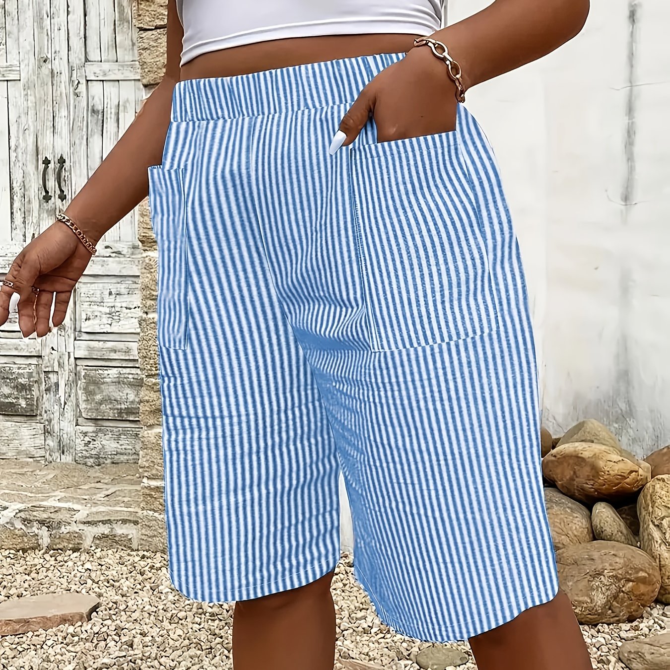 Women's Plus Size Striped High-Waisted Casual Shorts with Pockets