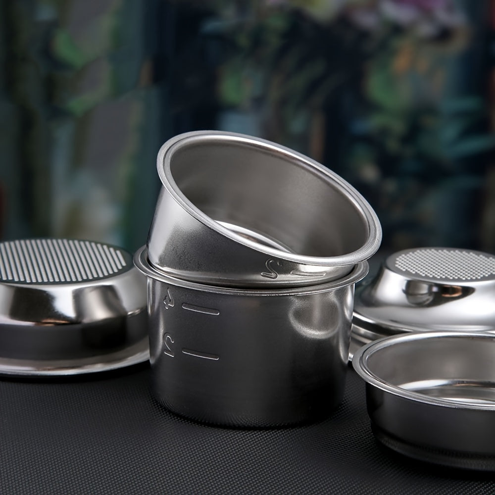 Espresso mashinalari uchun qayta ishlatiladigan zanglamaydigan po'latdan yasalgan qahva filtrlar to'plami, 1 chashka, 2 chashka va 4 chashka sig'imi uchun 51mm bosimsiz savatni o'z ichiga oladi.