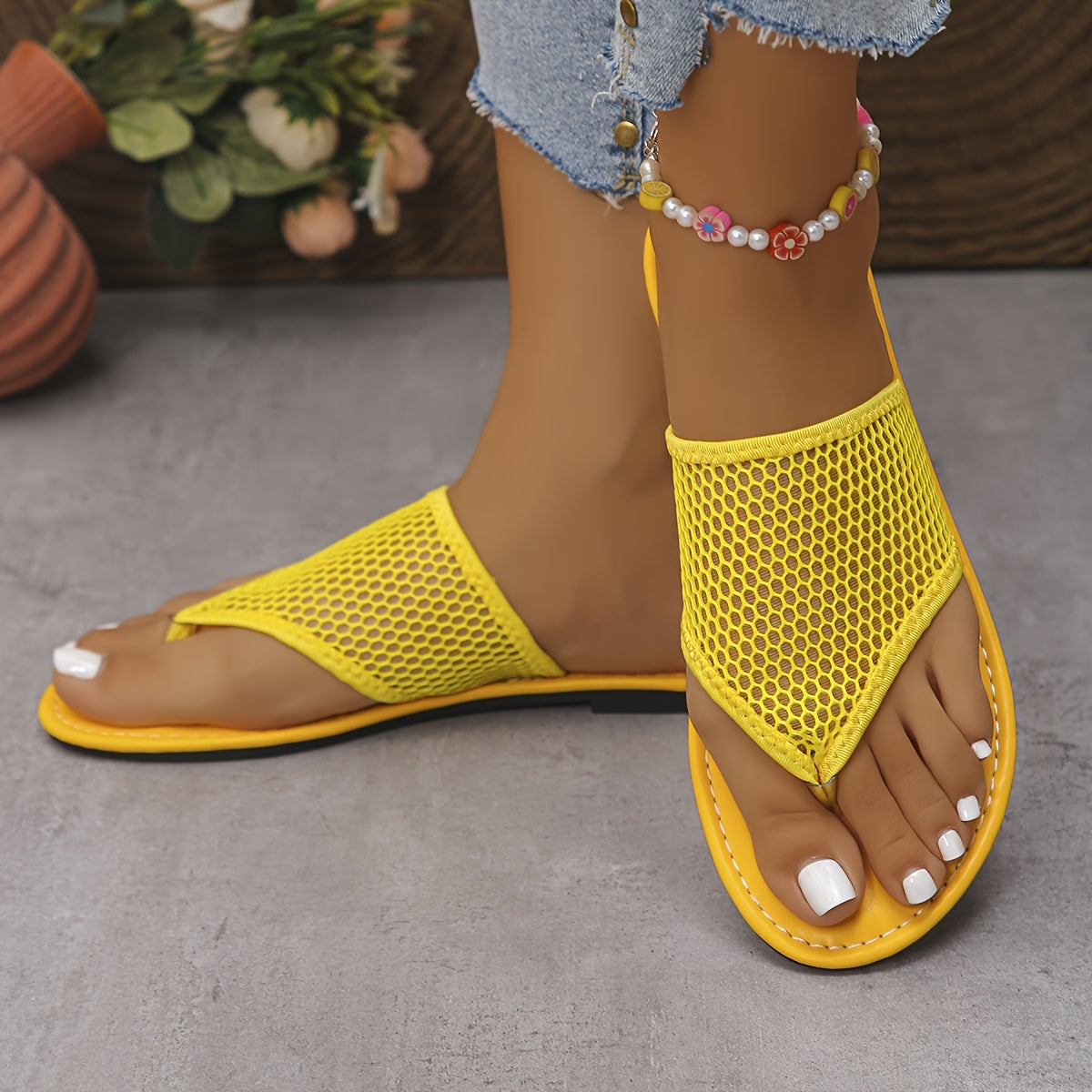 Women Summer Flat Sandals Open Toe Fabric Slip-On Casual Vacation Footwear