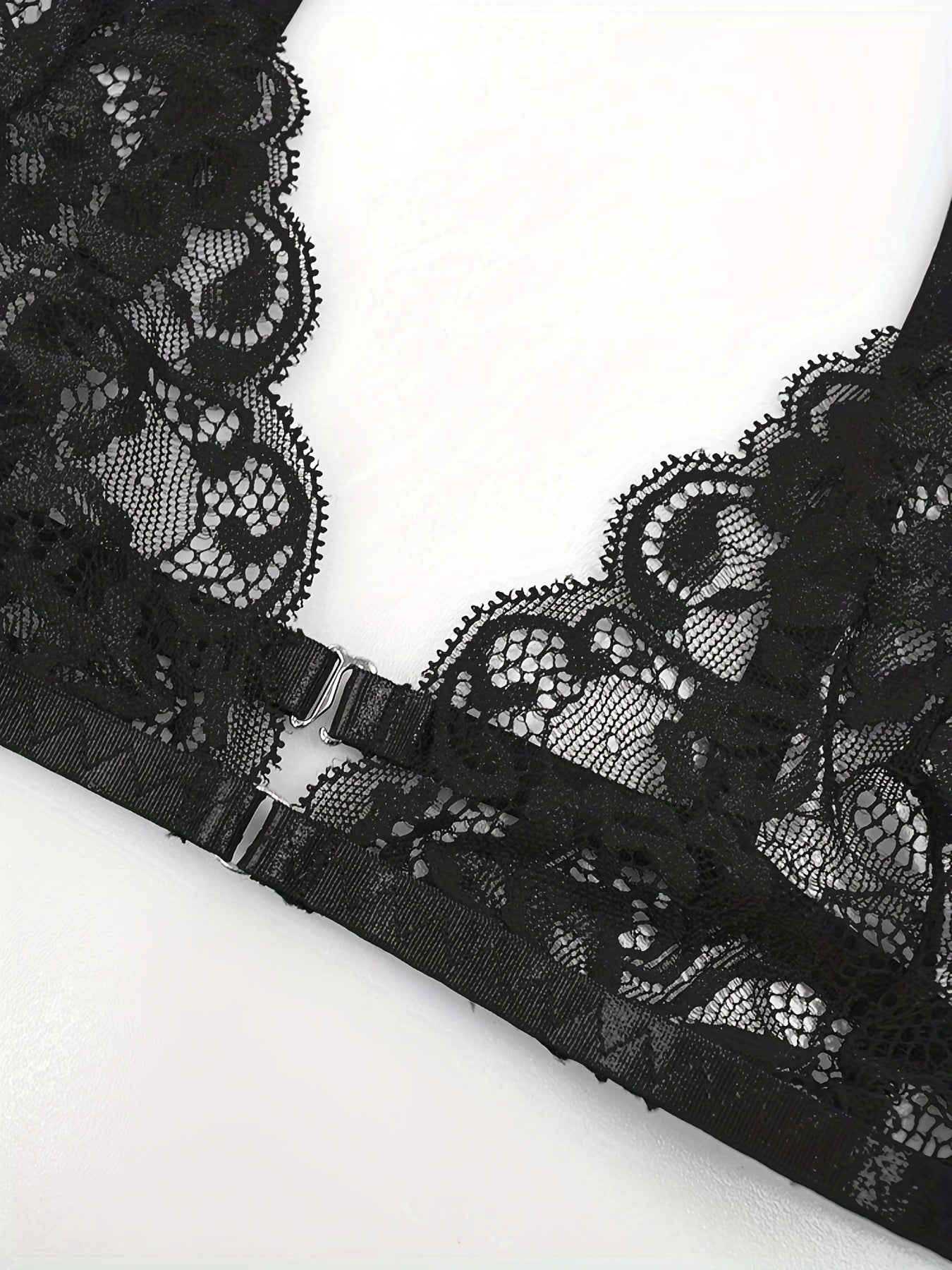 Plus Size Women's Lace Lingerie Set Garter Belt Thong in Red