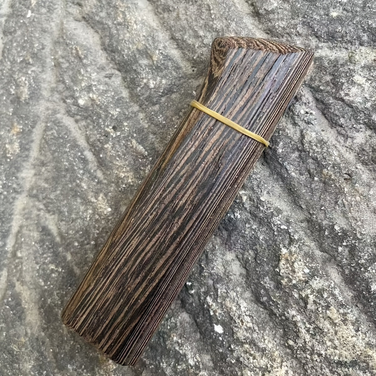 Wood Knife Handle Replacements Chicken Wings Design 1.9cm Thick Rivets Included