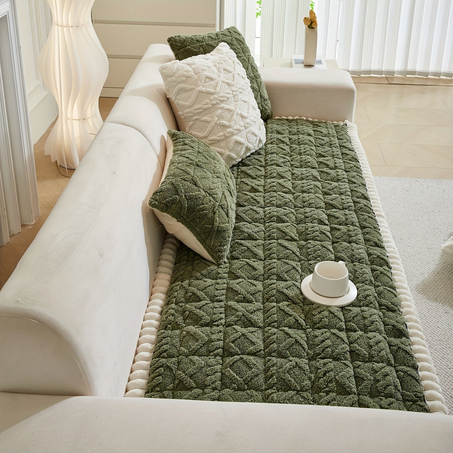 Bohemian Quilted Sofa Cover Plush Fabric Non-Slip Machine Washable Decorative