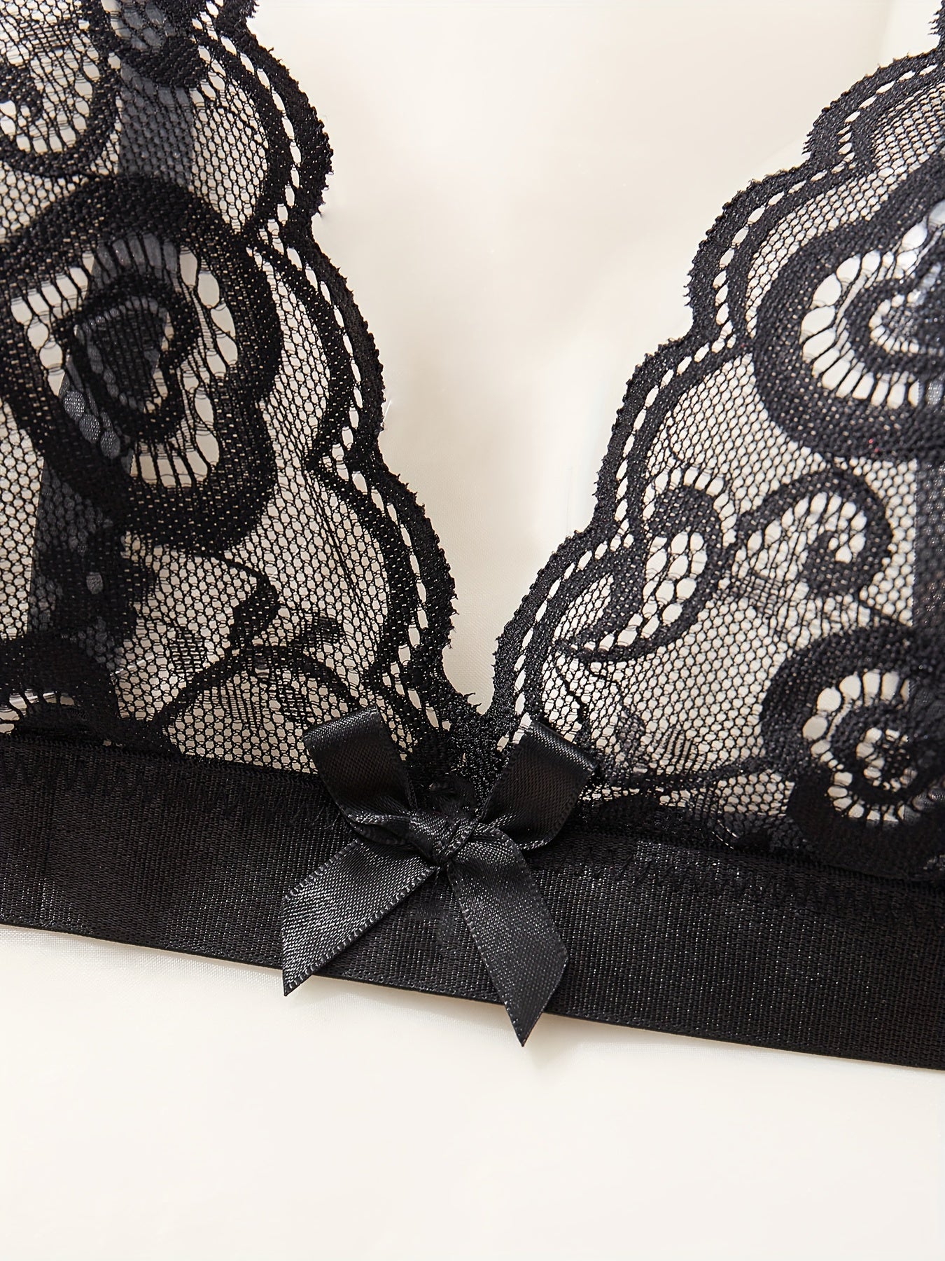 Women’s Lace Lingerie Set Triangle Bra and Thong Underwear