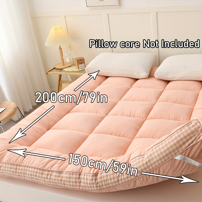 Роскошный стеганый матрасный топпер - мягкая и пушистая полиэфирная начинка и покрытие, дышащий, комфорт на все сезоны для спальни, гостевой комнаты или общежития - не водонепроницаемый, легко чистится, толщина 8-10 см.